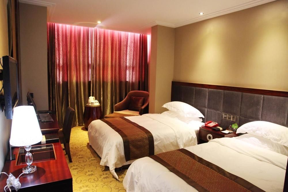 Tiancheng Holiday Hotel Nanchong Экстерьер фото